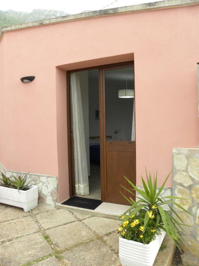 Ibiscus Bed & Breakfast Castellammare del Golfo Dış mekan fotoğraf